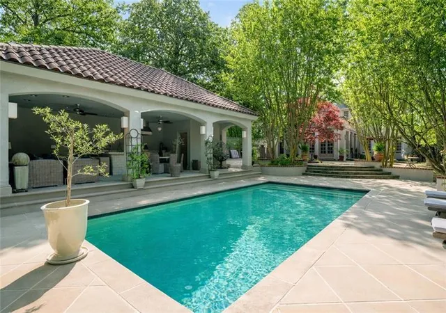 Photo 2 of Single family home for sale at 43 28th Street Nw, Atlanta, GA 30309 | MLS# 7803218 | Listing updated on 2026-09-11