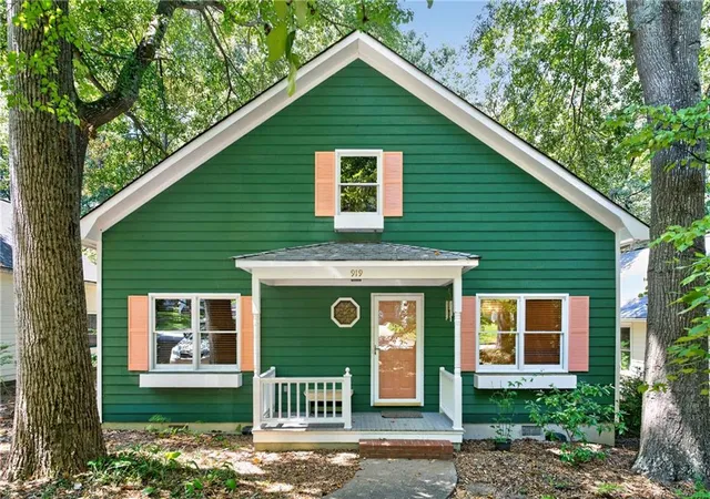 Photo 1 of Single family home for sale at 919 Walker Ave, Atlanta, GA 30316 | MLS# 7832837 | Listing updated on 2026-09-15