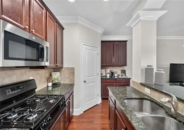 Photo 3 of Townhouse for sale at 3228 Claudia Pl, Peachtree Corners, GA 30092 | MLS# 7852771 | Listing updated on 2026-10-18