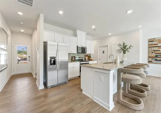 Photo 4 of Sale Pending at 2959 Crystal Springs Point #152, Gainesville, GA 30507 | MLS# 7801363 | Listing updated on 2026-09-22