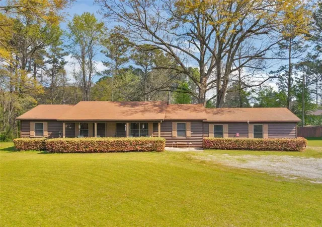 Photo 1 of Single family home for sale at 2037 Hampton Locust Grv Rd, Locust Grove, GA 30248 | MLS# 7830911 | Listing updated on 2026-09-02