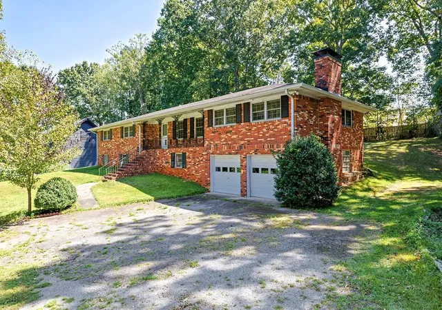 Photo 3 of Single family home for sale at 6301 Allen Rd SW, Mableton, GA 30126 | MLS# 7835655 | Listing updated on 2026-09-12