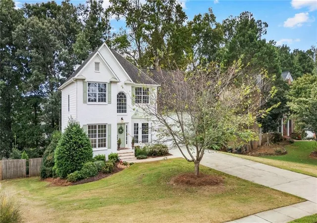 Photo 1 of Single family home for sale at 5665 Kennemore Dr, Alpharetta, GA 30004 | MLS# 7834753 | Listing updated on 2026-09-12