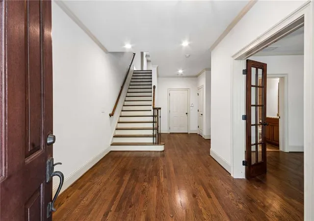 Photo 3 of Townhouse for sale at 3611 E Paces Way NE, Atlanta, GA 30326 | MLS# 7835406 | Listing updated on 2026-10-24