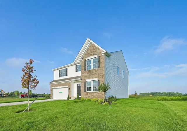 Photo 3 of Single family home for sale at 4357 Pumelo Dr, Grove City, OH 43123 | MLS# 224042870 | Listing updated on 2026-09-21
