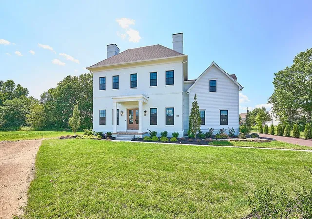 Photo 2 of Mansion for sale at 7301 Wood Edge Ln, New Albany, OH 43054 | MLS# 225020663 | Listing updated on 2026-09-30
