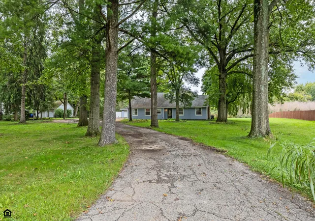 Photo 1 of Single family home for sale at 312 James Rd, Columbus, OH 43230 | MLS# 226036413 | Listing updated on 2026-09-25