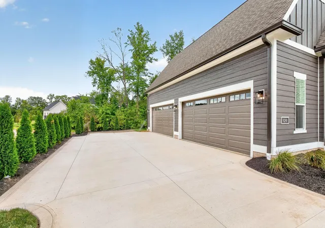 Photo 4 of Single family home for sale at 8280 Canopy Glen Dr, Plain City, OH 43064 | MLS# 225044152 | Listing updated on 2026-10-05