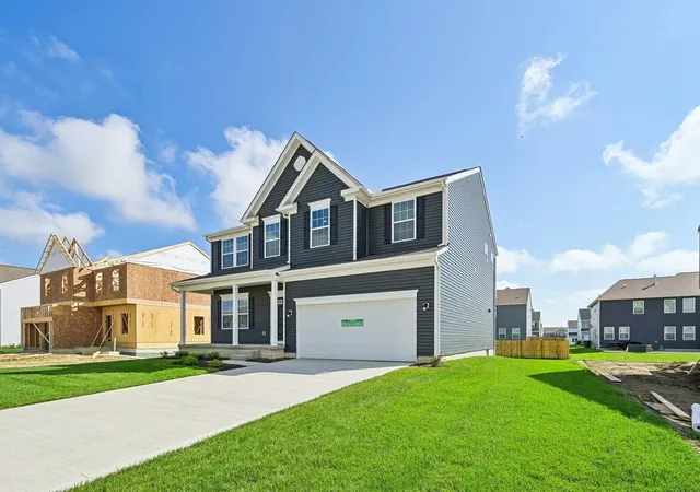 Photo 3 of Single family home for sale at 472 Creekside Dr, Commercial Point, OH 43116 | MLS# 226006695 | Listing updated on 2026-10-06