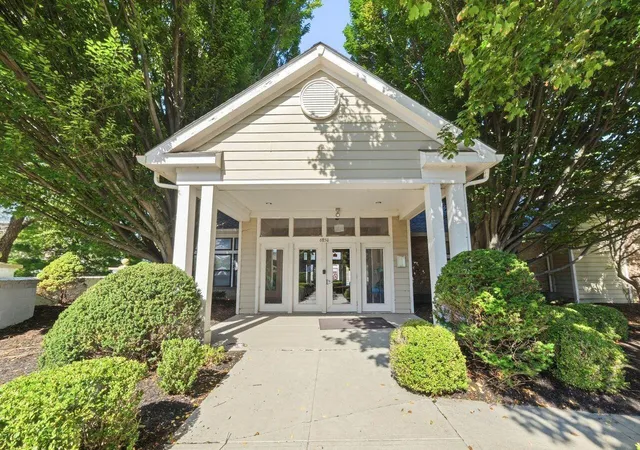 Photo 4 of Condo for sale at 6735 Meadow Crk Dr #103, Columbus, OH 43235 | MLS# 226036602 | Listing updated on 2026-10-08