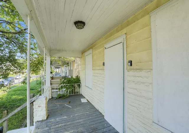 Photo 1 of Single family home for sale at 446 S Powell Ave, Columbus, OH 43204 | MLS# 226013758 | Listing updated on 2026-10-29