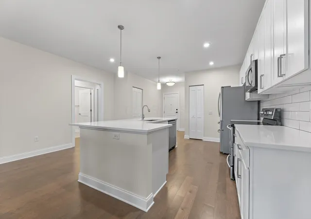 Photo 4 of Condo for sale at 5339 Highpointe Lakes Dr #302, Westerville, OH 43081 | MLS# 226036407 | Listing updated on 2026-09-24