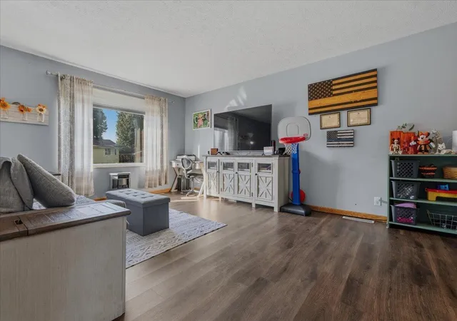 Photo 3 of Single family home for sale at 128 Brant Dr, Marietta, OH 45750 | MLS# 226039803 | Listing updated on 2026-10-26