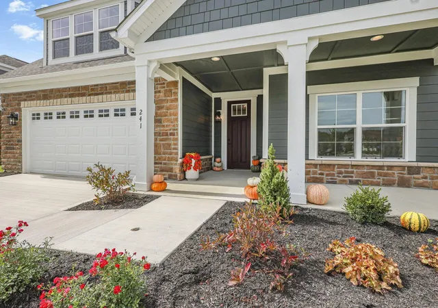 Listing Photo 4 - Condo for sale in building located at 241 Fair Havens Dr, Marysville, OH 43040