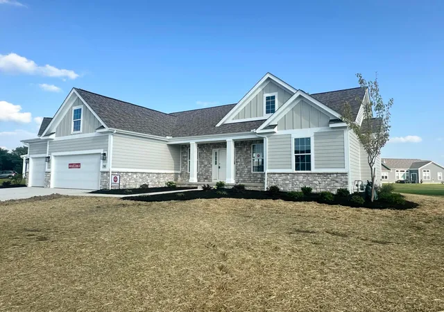 Photo 3 of Single family home for sale at 7861 Norman St NW, Pickerington, OH 43147 | MLS# 226015876 | Listing updated on 2026-10-01