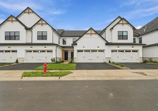 Photo 1 of Condo for sale at 5688 Dutch Ln, Powell, OH 43065 | MLS# 226017075 | Listing updated on 2026-09-30
