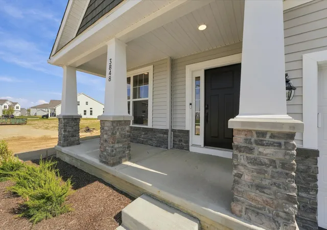 Photo 3 of Single family home for sale at 3848 Colts Reign Dr, Powell, OH 43065 | MLS# 226017791 | Listing updated on 2026-09-30
