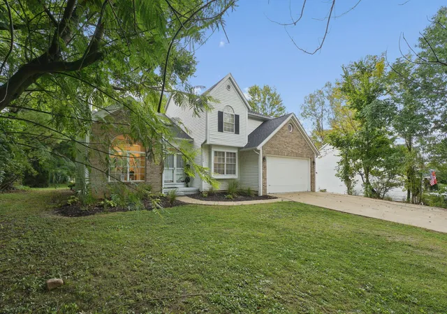 Photo 3 of Single family home for sale at 149 Lookout Ln, Pataskala, OH 43062 | MLS# 226034453 | Listing updated on 2026-10-05