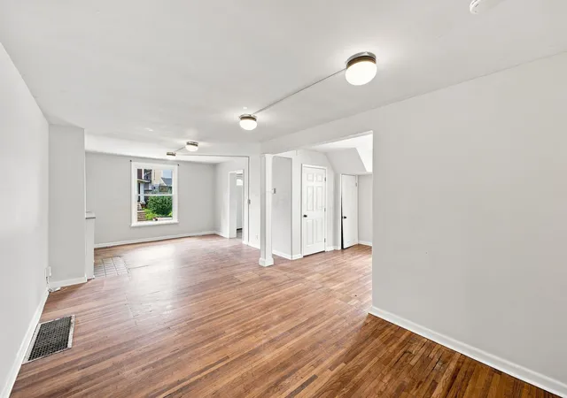 Photo 4 of Single family home for sale at 2456 Indiana Ave #2454, Columbus, OH 43202 | MLS# 226019080 | Listing updated on 2026-09-29