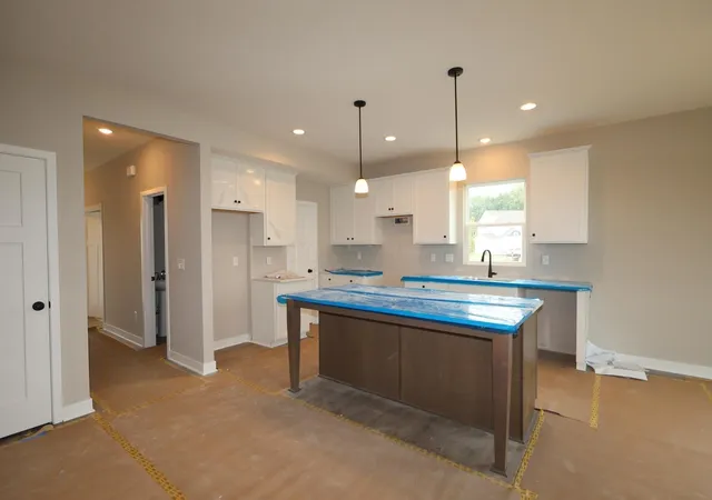 Photo 3 of Sale Pending at 2711 Charlotte Way, Delaware, OH 43015 | MLS# 226019998 | Listing updated on 2026-09-14
