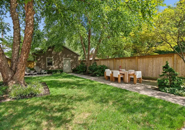 Photo 4 of Single family home for sale at 538 S 6th Street, Columbus, OH 43206 | MLS# 226020224 | Listing updated on 2026-09-11