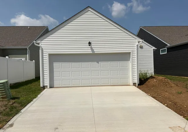 Photo 2 of Condo for sale at 1960 Jamesburg St, Newark, OH 43055 | MLS# 226020601 | Listing updated on 2026-09-28