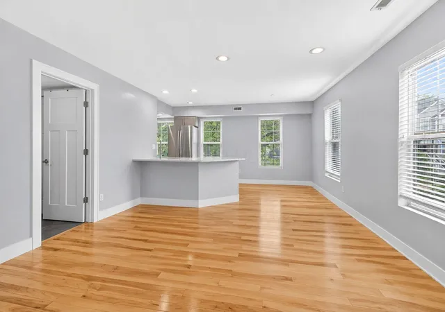 Photo 2 of Condo for sale at 1113 Oregon Ave #1, Columbus, OH 43201 | MLS# 226021095 | Listing updated on 2026-09-02