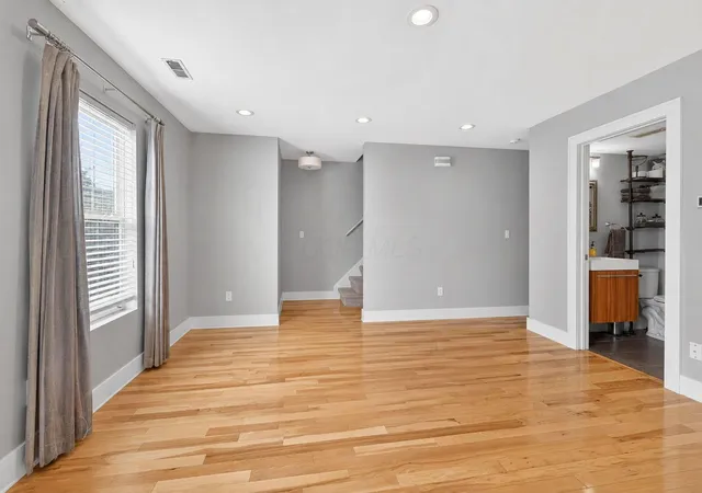 Photo 4 of Condo for sale at 1113 Oregon Ave #1, Columbus, OH 43201 | MLS# 226021095 | Listing updated on 2026-10-12