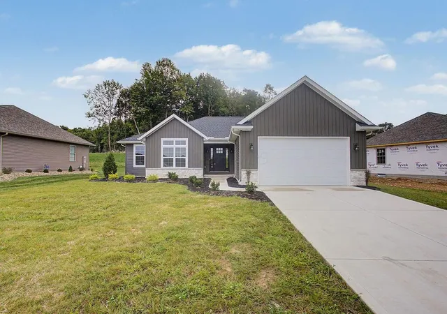 Photo 1 of Single family home for sale at 208 Plymouth Rd, Mount Vernon, OH 43050 | MLS# 226021832 | Listing updated on 2026-09-18
