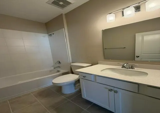 Photo 3 of Single family home for sale at 1560 Ebbets Ct, Columbus, OH 43228 | MLS# 226021987 | Listing updated on 2026-10-26