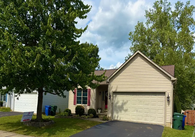 Photo 1 of Single family home for sale at 354 Holly Grv Rd, Lewis Center, OH 43035 | MLS# 226023399 | Listing updated on 2026-09-15