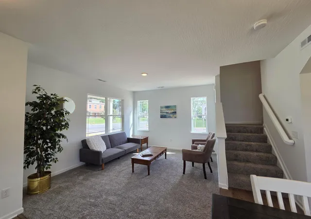 Photo 3 of Sale Pending at 800 N Main St, Urbana, OH 43078 | MLS# 226022591 | Listing updated on 2026-09-21