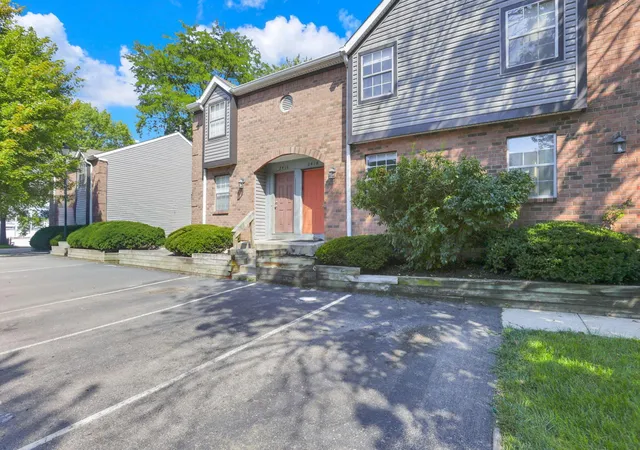 Condo for sale at 2418 Carolina Ave #5, Columbus, OH 43229 | MLS# 226033760