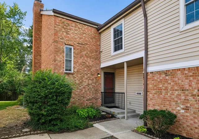 Photo 1 of Condo for sale at 1689 Moravian St #89, Columbus, OH 43220 | MLS# 226034200 | Listing updated on 2026-09-16