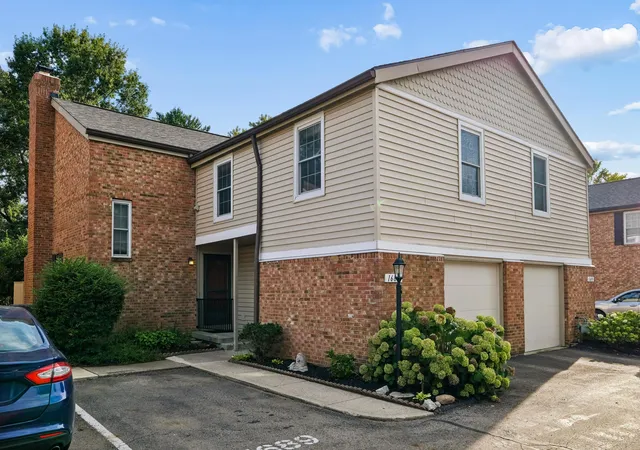 Photo 3 of Condo for sale at 1689 Moravian St #89, Columbus, OH 43220 | MLS# 226034200 | Listing updated on 2026-09-16