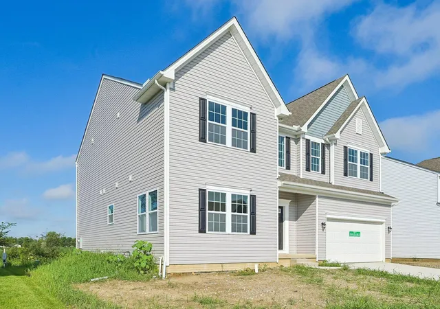 Photo 3 of Single family home for sale at 485 Creekside Dr, Commercial Point, OH 43116 | MLS# 226023576 | Listing updated on 2026-10-05