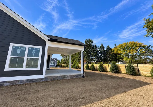 Photo 3 of Single family home for sale at 2580 Hackney Ct, Powell, OH 43065 | MLS# 226023646 | Listing updated on 2026-10-27