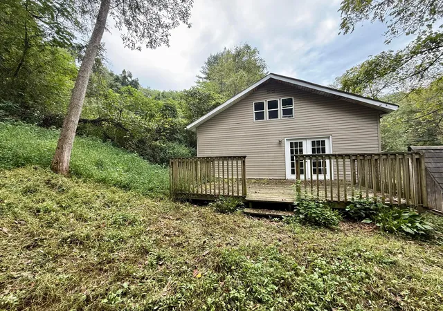 Photo 2 of Single family home for sale at 14856 Brushy Frk Rd Se, Heath, OH 43056 | MLS# 226023352 | Listing updated on 2026-09-20