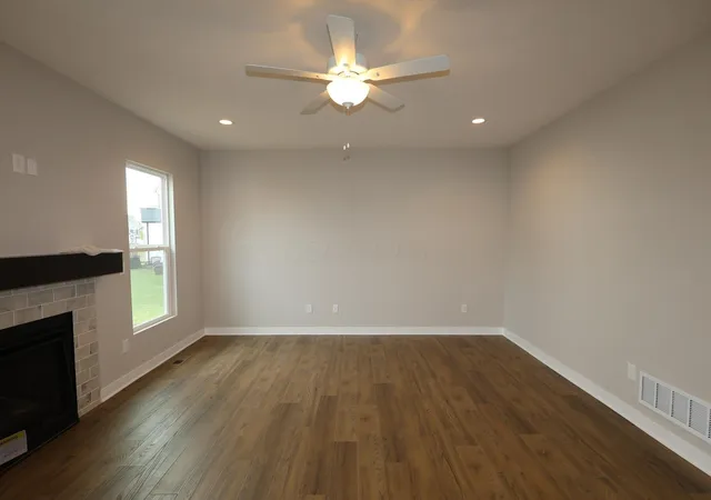 Photo 3 of Sale Pending at 345 Royal Fern Ln, Lewis Center, OH 43035 | MLS# 226023745 | Listing updated on 2026-09-29