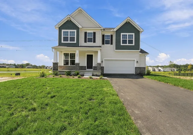 Photo 1 of Sale Pending at 3851 Colts Reign Dr, Powell, OH 43065 | MLS# 226023755 | Listing updated on 2026-09-17