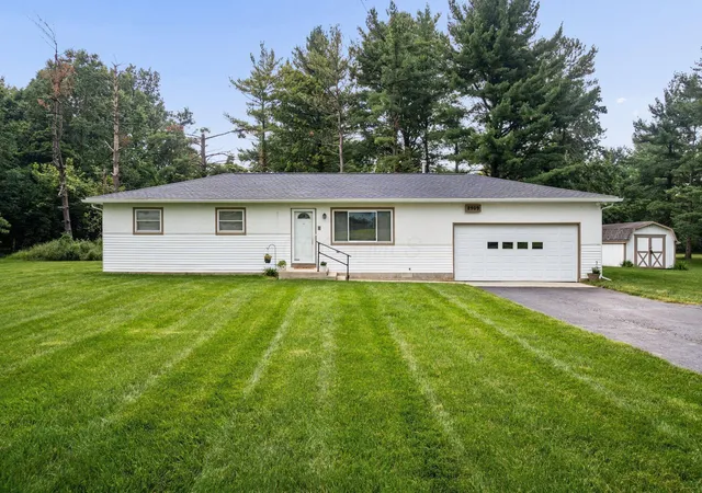 Photo 3 of Single family home for sale at 8909 Peter Hoover Rd, New Albany, OH 43054 | MLS# 226024555 | Listing updated on 2026-09-11