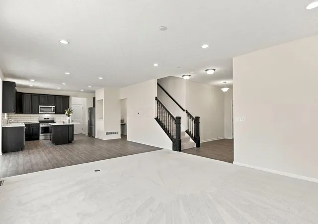 Photo 2 of Single family home for sale at 4826 Yankee Rd, Hilliard, OH 43026 | MLS# 226024034 | Listing updated on 2026-09-21