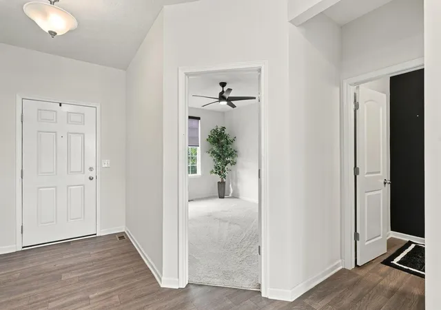 Photo 4 of Single family home for sale at 4826 Yankee Rd, Hilliard, OH 43026 | MLS# 226024034 | Listing updated on 2026-09-21