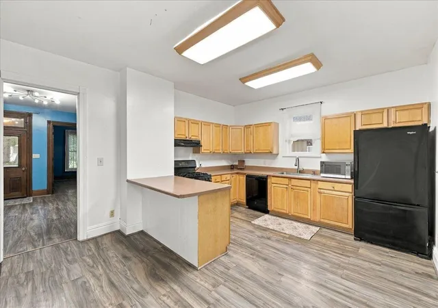 Photo 3 of Single family home for sale at 82 Moull St, Newark, OH 43055 | MLS# 226024209 | Listing updated on 2026-10-09