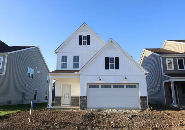 Photo 1 of Sale Pending at 5924 Creekview Dr, Powell, OH 43065 | MLS# 226025080 | Listing updated on 2026-09-29