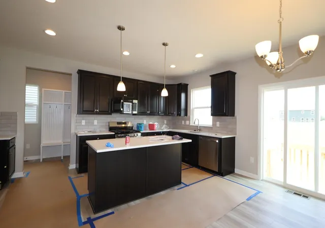 Photo 4 of Sale Pending at 1017 Railbus Ave, Plain City, OH 43064 | MLS# 226025296 | Listing updated on 2026-09-14