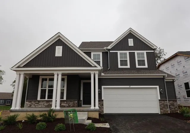 Photo 1 of Single family home for sale at 47 Englewood Rd, Commercial Point, OH 43116 | MLS# 226025692 | Listing updated on 2026-10-05