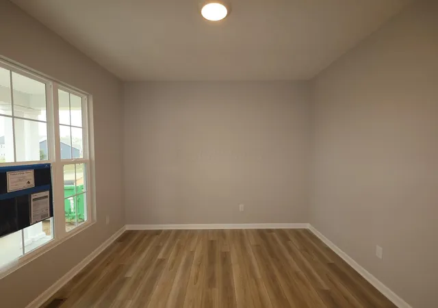 Photo 2 of Single family home for sale at 47 Englewood Rd, Commercial Point, OH 43116 | MLS# 226025692 | Listing updated on 2026-10-05