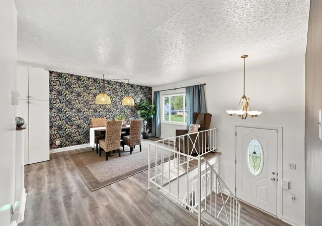 Photo 2 of Single family home for sale at 292 Imperial Dr, Columbus, OH 43230 | MLS# 226026232 | Listing updated on 2026-09-14