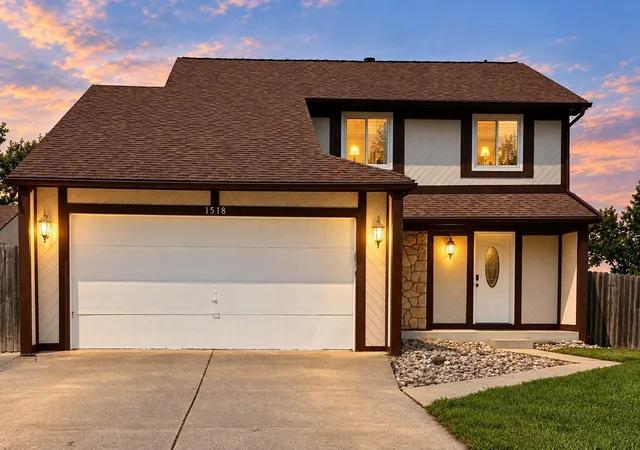 Photo 1 of Single family home for sale at 1518 Ojibwas Ct, Grove City, OH 43123 | MLS# 226026116 | Listing updated on 2026-10-03